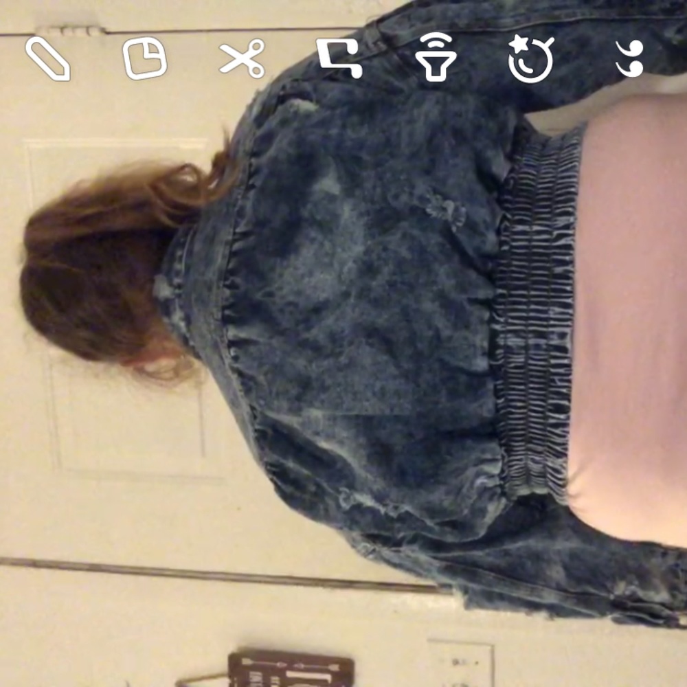 Jean jacket - Picture 5 of 5
